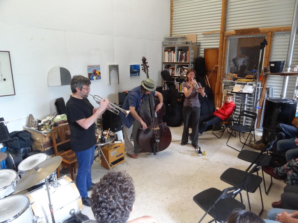 '2 Ateliers Rencontres' edition 2018 including 41 free improvisng musicians.