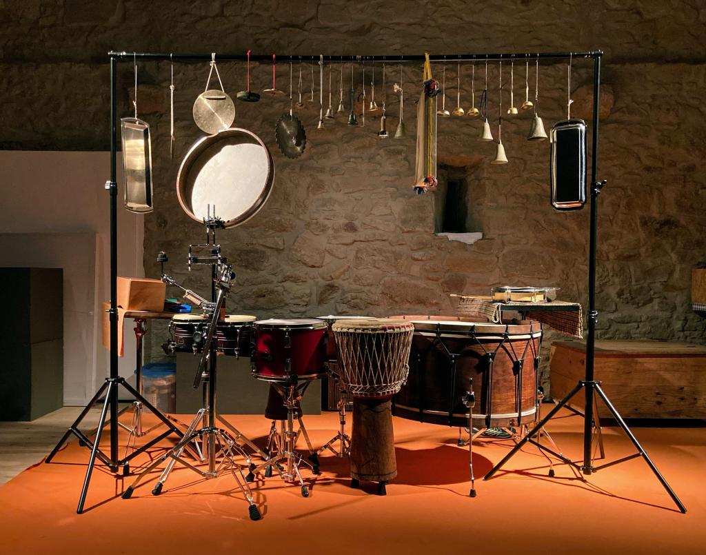 Som Alvo full percussion kit (OSSO, Feb 2020).