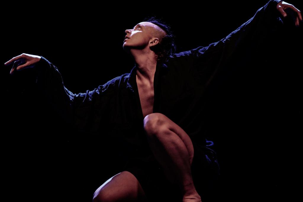 Performance "Alex", photo de Nath Consolini, festival Danses en Trans